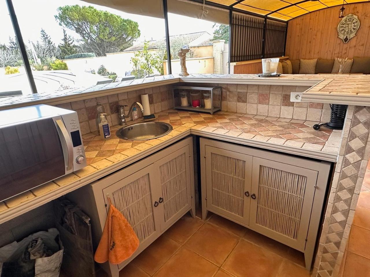 Ferienwohnung Beau Ciel Châteauneuf-de-Gadagne Exterior foto